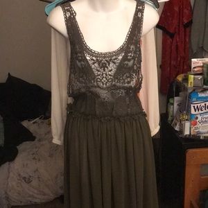 O2 collection Olive dress